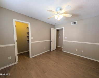 12145 Sun Arbor Place - Photo Thumbnail 26