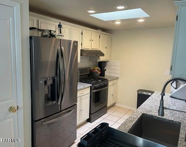 7673 Paiute Way - Photo Thumbnail 4