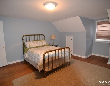 71 Silvermine Avenue - Photo Thumbnail 8