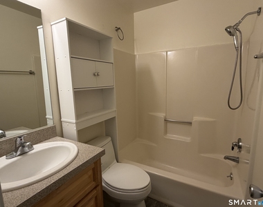 25 Grand Street - Photo Thumbnail 9
