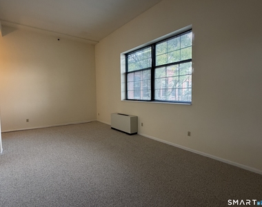25 Grand Street - Photo Thumbnail 5