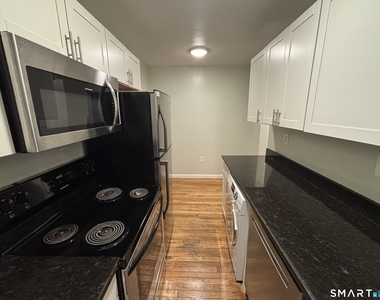 213 Golden Hill Street - Photo Thumbnail 7