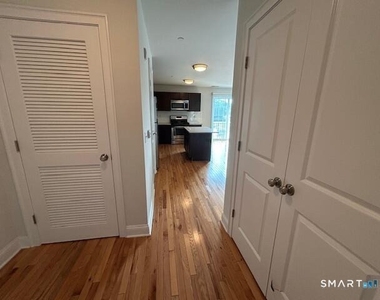 965 Hope Street - Photo Thumbnail 21