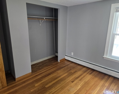 11 Ames Avenue - Photo Thumbnail 14