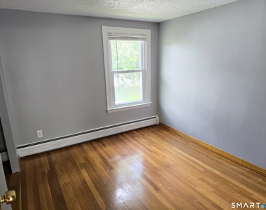 11 Ames Avenue - Photo Thumbnail 13