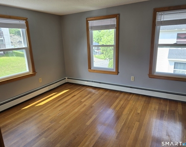 11 Ames Avenue - Photo Thumbnail 12