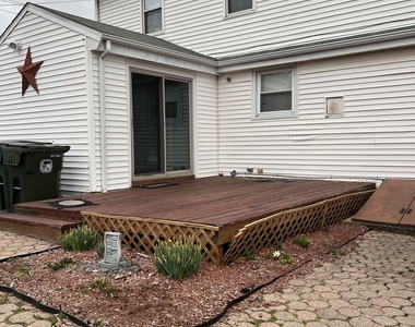 244 Walsh Avenue - Photo Thumbnail 18