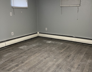 244 Walsh Avenue - Photo Thumbnail 10