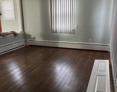 244 Walsh Avenue - Photo Thumbnail 1