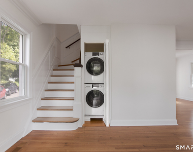 125 Oaklawn Avenue - Photo Thumbnail 11