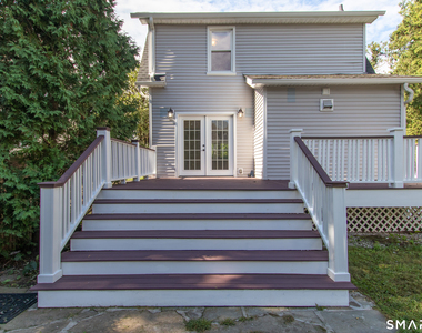 125 Oaklawn Avenue - Photo Thumbnail 9