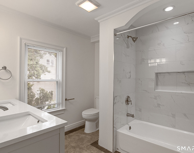 125 Oaklawn Avenue - Photo Thumbnail 27