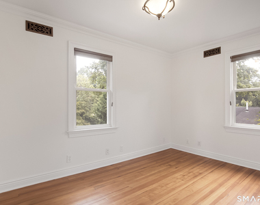 125 Oaklawn Avenue - Photo Thumbnail 23