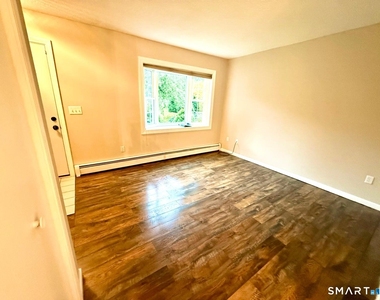 2605 Albany Avenue - Photo Thumbnail 2