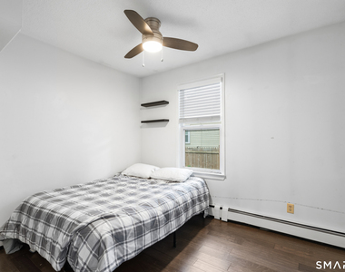 316 Shore Drive - Photo Thumbnail 8