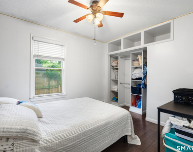 316 Shore Drive - Photo Thumbnail 11