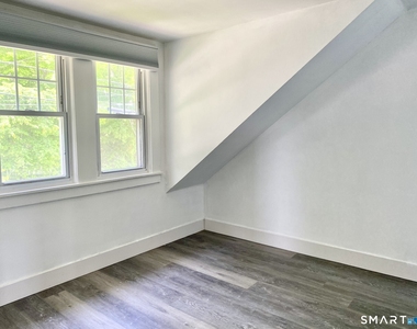 589 Old Hartford Road - Photo Thumbnail 10