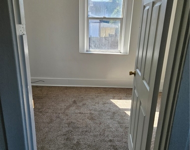 1310 Brinton Ave - Photo Thumbnail 11