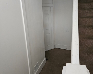 1310 Brinton Ave - Photo Thumbnail 2