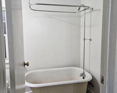 1310 Brinton Ave - Photo Thumbnail 17