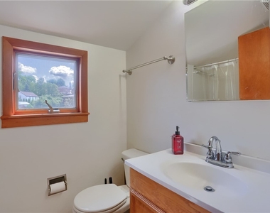 200 Spartan Dr - Photo Thumbnail 22