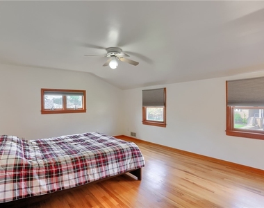 200 Spartan Dr - Photo Thumbnail 18