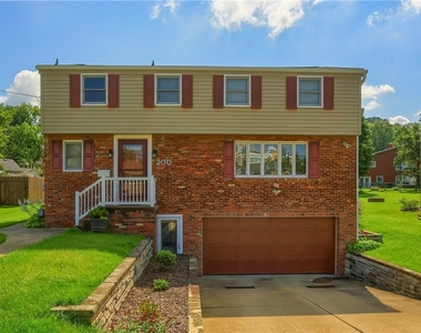 200 Spartan Dr - Photo Thumbnail 2