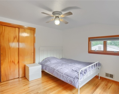 200 Spartan Dr - Photo Thumbnail 23