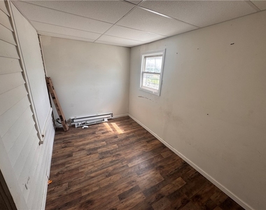 713 Freeport Rd - Photo Thumbnail 6