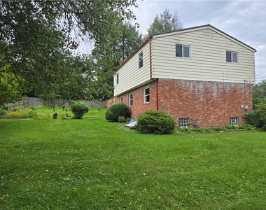 323 Arch Street - Photo Thumbnail 9