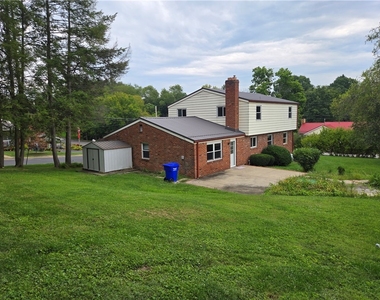 323 Arch Street - Photo Thumbnail 4
