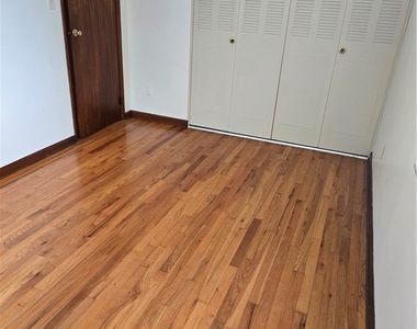 323 Arch Street - Photo Thumbnail 33