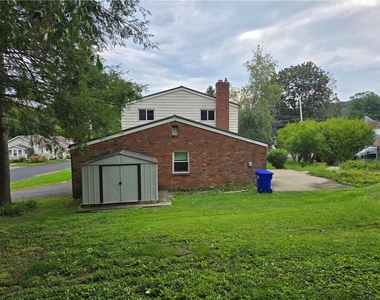 323 Arch Street - Photo Thumbnail 5