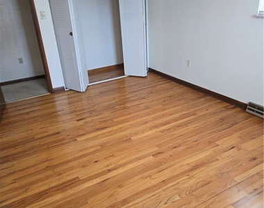 323 Arch Street - Photo Thumbnail 40