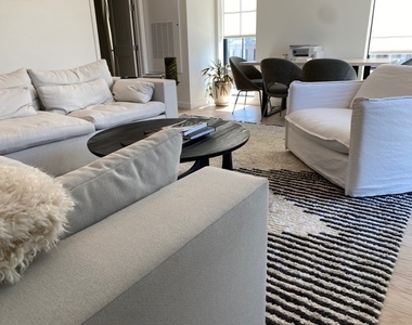 2635 Penn Ave - Photo Thumbnail 6
