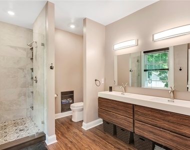 504 Eastern Ave - Photo Thumbnail 17