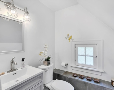 504 Eastern Ave - Photo Thumbnail 27