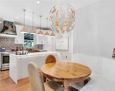 504 Eastern Ave - Photo Thumbnail 11