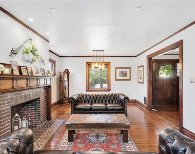 504 Eastern Ave - Photo Thumbnail 5