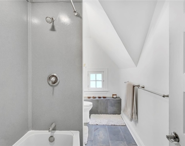 504 Eastern Ave - Photo Thumbnail 26