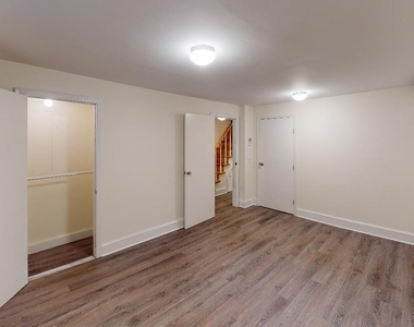 382 Burns Street - Photo Thumbnail 11