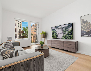 71-82 Parsons Boulevard - Photo Thumbnail 1