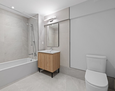 71-82 Parsons Boulevard - Photo Thumbnail 6