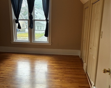 864 Salt Springs Road - Photo Thumbnail 7