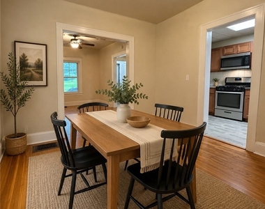 1176 Monroe Avenue - Photo Thumbnail 10