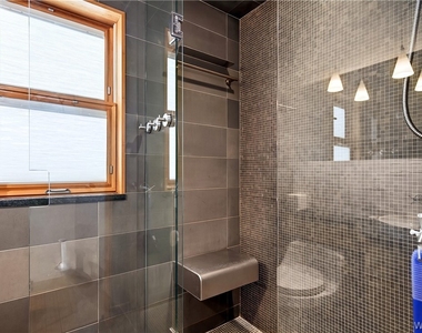 384 Summer Street - Photo Thumbnail 21