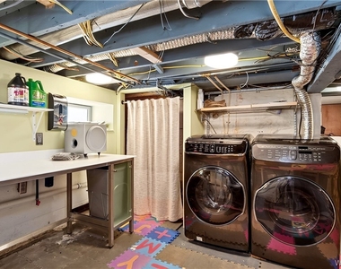 384 Summer Street - Photo Thumbnail 37