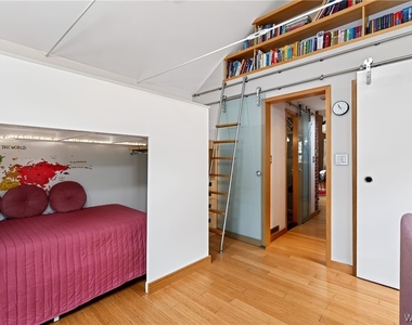 384 Summer Street - Photo Thumbnail 24
