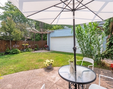 384 Summer Street - Photo Thumbnail 8