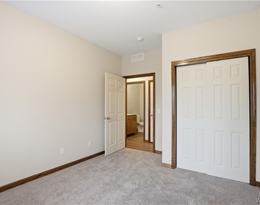 1130 Orchard Park Road - Photo Thumbnail 15